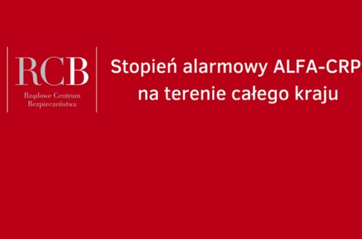 grafika na czerwonym tle z napisem STOPIEŃ ALARMOWY ALFA CRP na terenie całego kraju