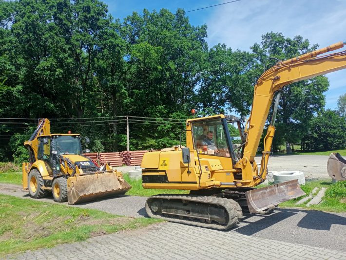 rozpoczęcie prac przebudowy nawierzchni przy ul. Gromadzkiej